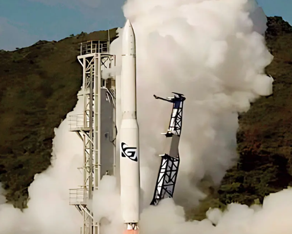 Australia’s First Indigenous Rocket ‘Eris’ Launch Fails After Liftoff