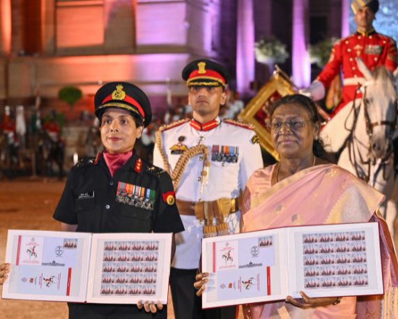 President Presents Special Honour to President’s Bodyguard