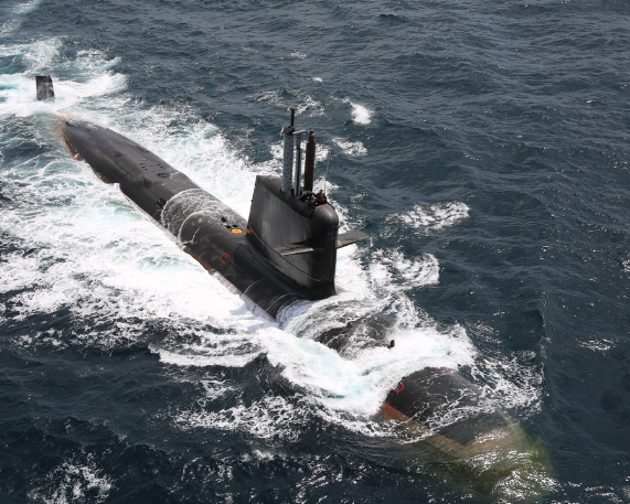 Centre signs ₹4,666Cr contracts for CQB Carbines & Torpedoes