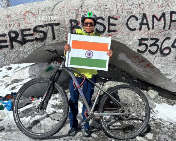 Divya Singh: First Indian Woman to Cycle to Everest Base Camp